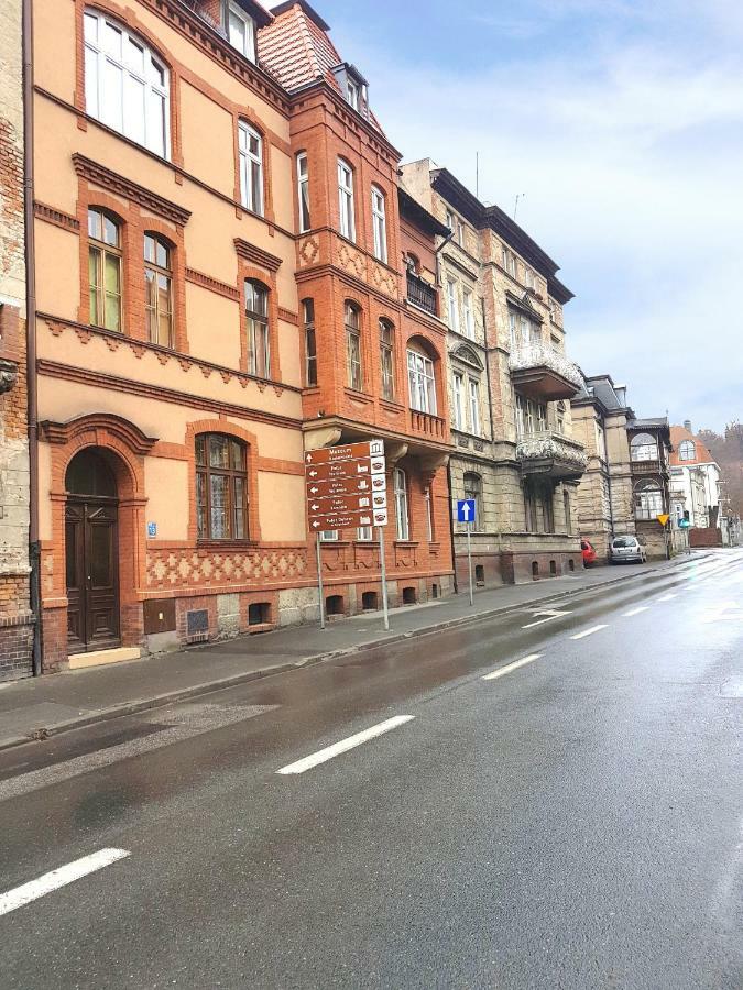 Apartamenty Lazurowy I Sloneczny Z Darmowym Parkingiem Strzezonym Jelenia Gora Exterior photo